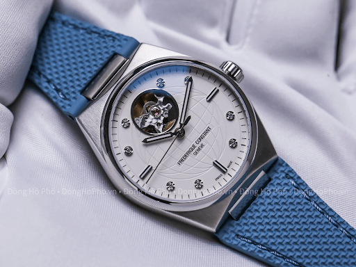 dong-ho-nu-Frederique-Constant-Highlife.png